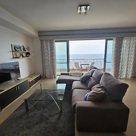 Sea View On Promenade Apartmán