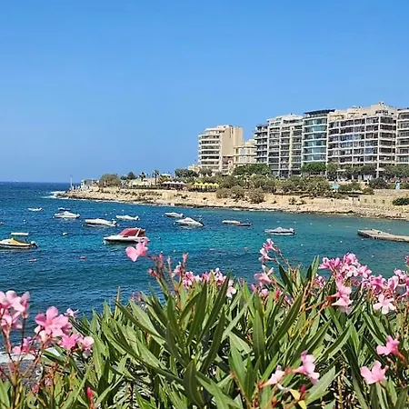 Sea View On Promenade * Sliema